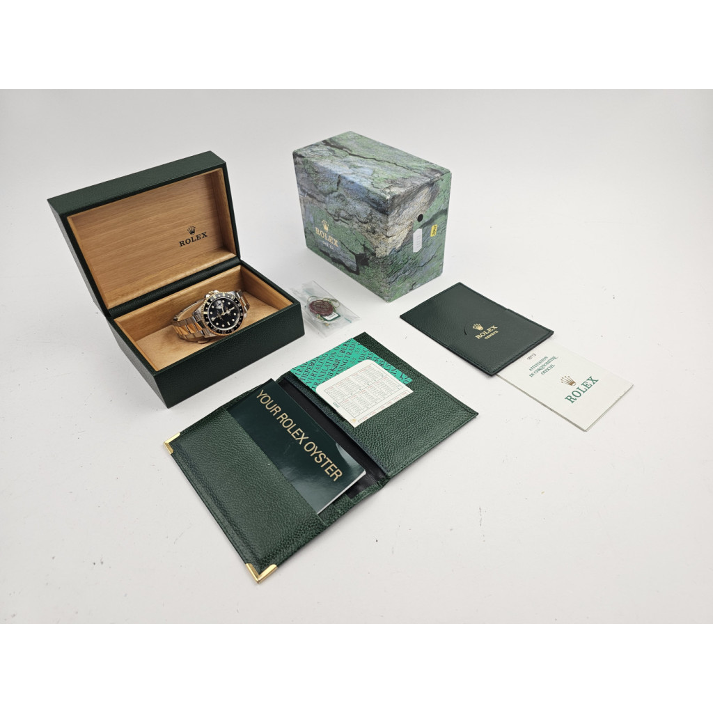 CHRONEXT luxury packaging